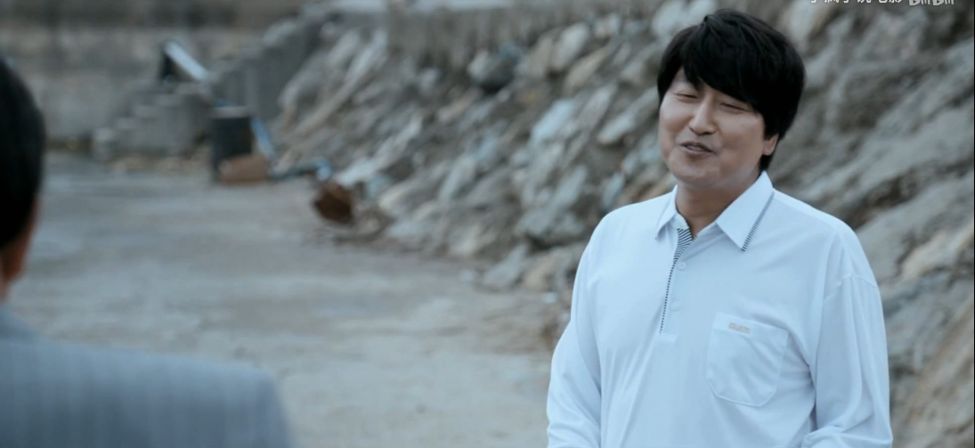 电影解说:韩国评分最高的电影,这是一个鸡蛋碰石头的故事