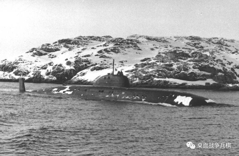 671型攻击核潜艇