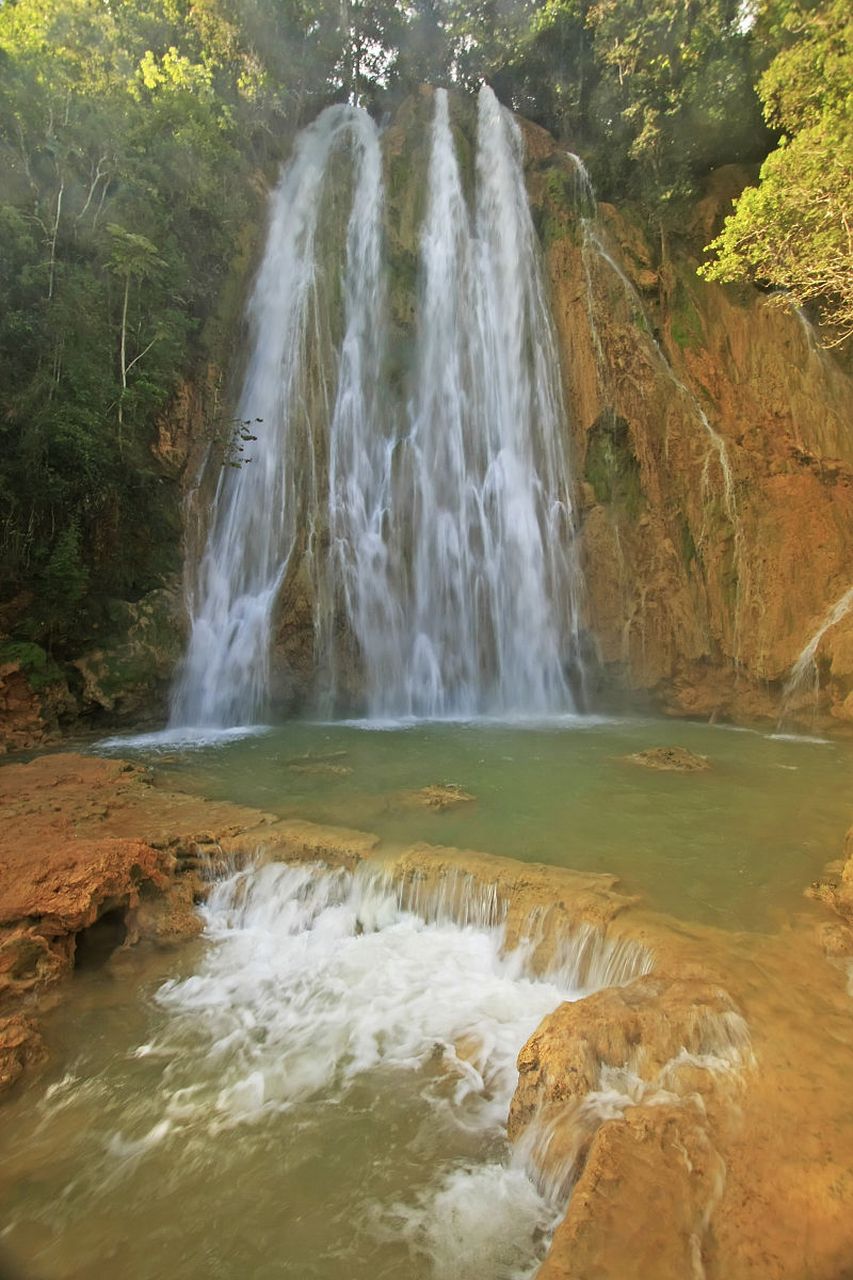 云南富宁旅游景点: 1.