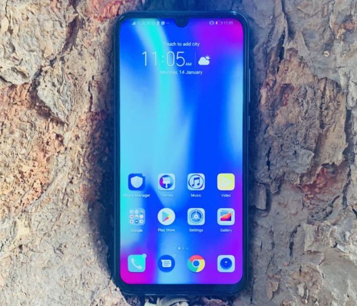 华为honor 10 lite评测:6.2英寸ips液晶显示屏 2400万像素摄像头