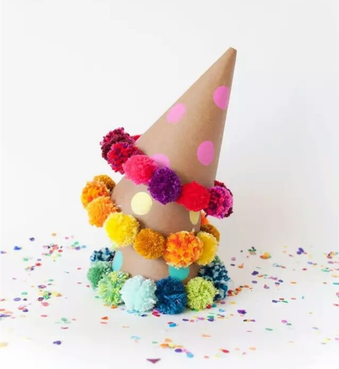 手工:五颜六色的毛线球,原来有非常漂亮的装饰效果,快来试一试