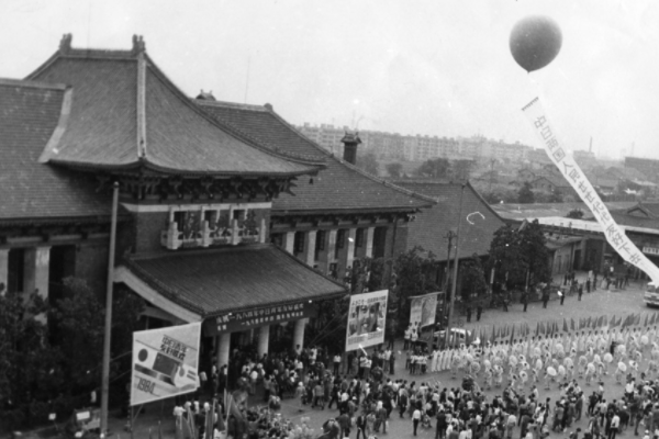 老照片:80年代的浙江省杭州市,满满的回忆