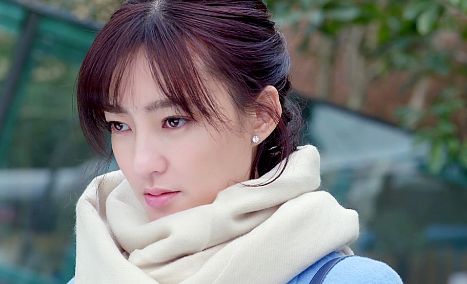 王丽坤在《两生花》中的唯美剧照,太美了!