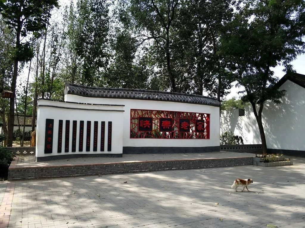 河南最"牛"小乡村,以前平平无奇,只因一人变成主题度假村