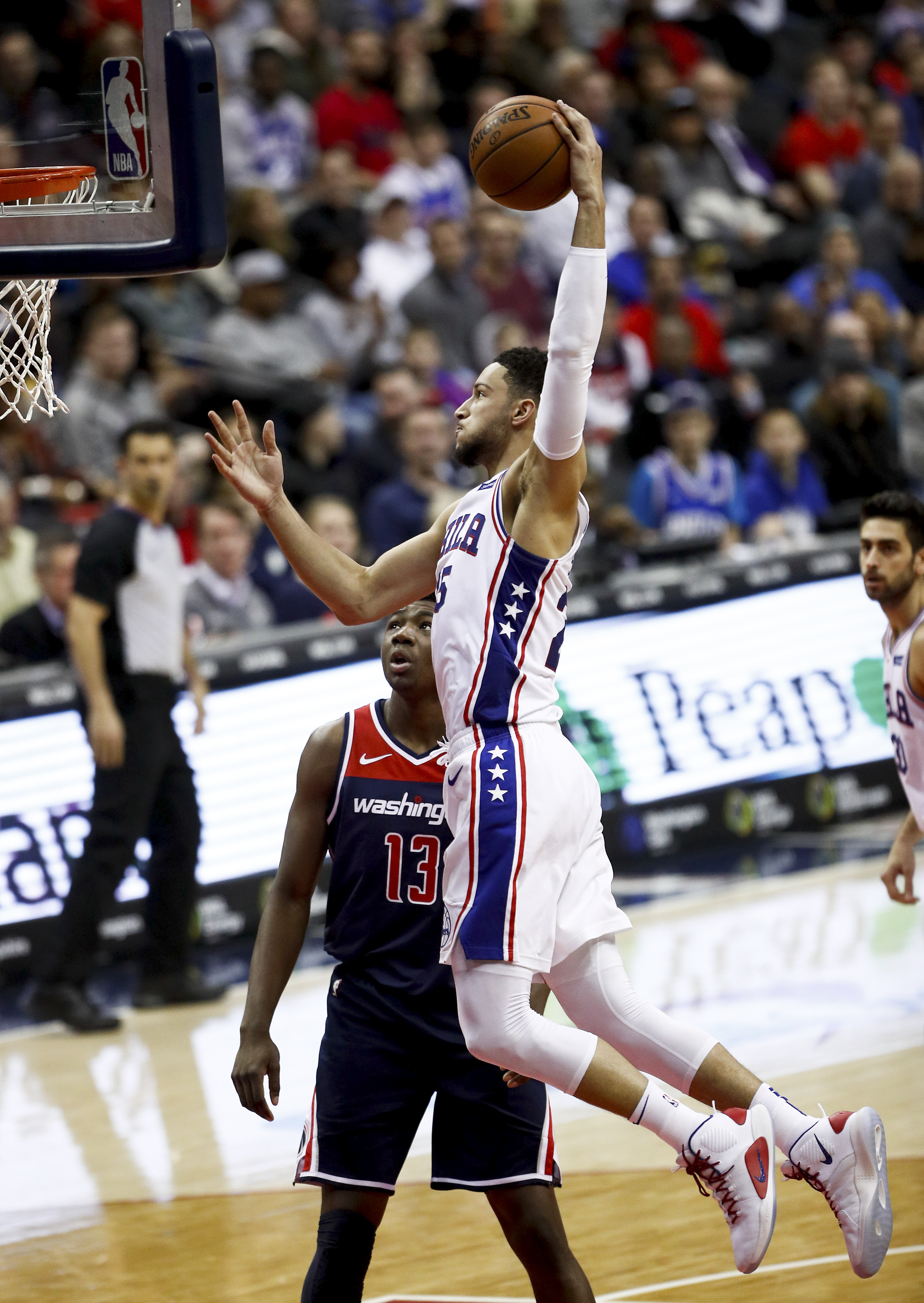 当日,在2018-2019赛季nba常规赛中,华盛顿奇才队主场以123比106