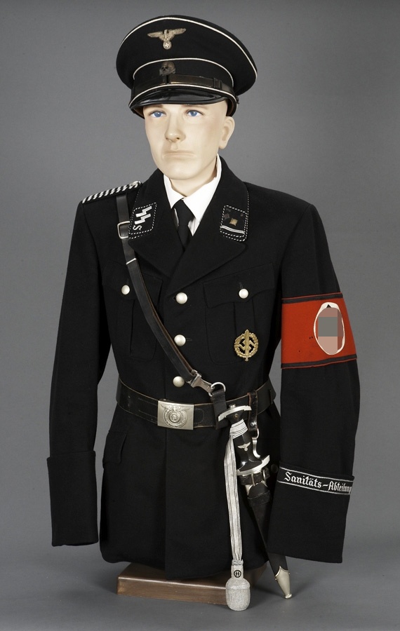 彩色照片:二战中,真实的德国党卫军的军服
