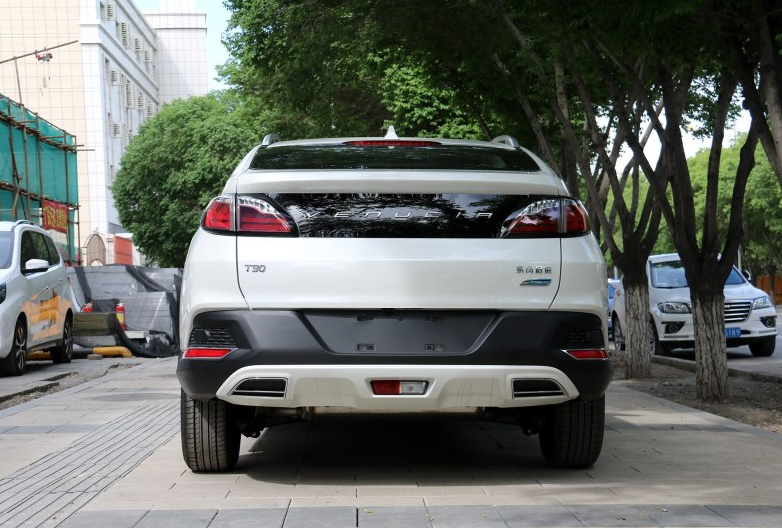 年轻时代生活多面手——实拍东风启辰t90,指导价:10.98-15.48万