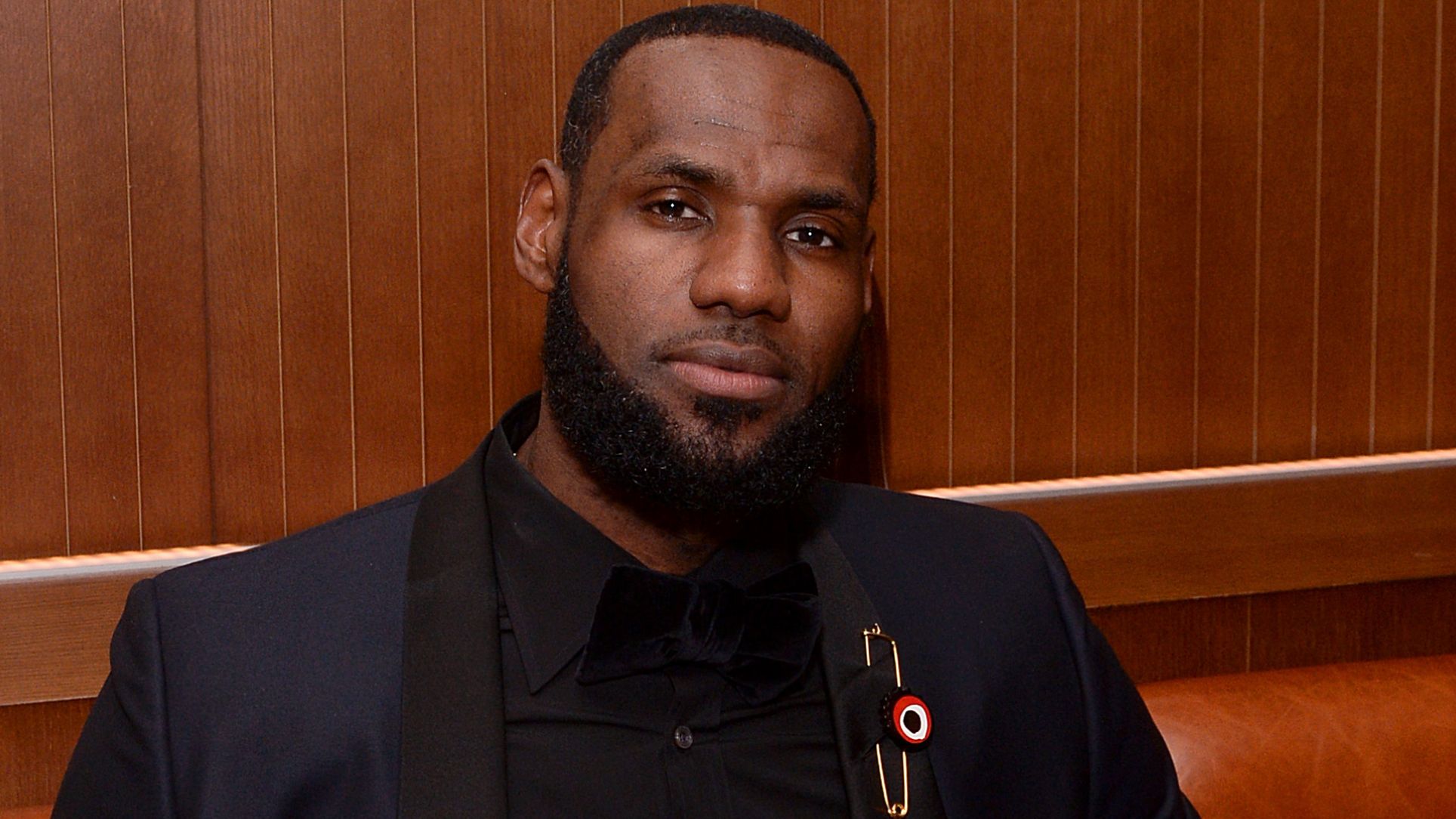 詹姆斯真不怕新冠?支持复赛的三大理由