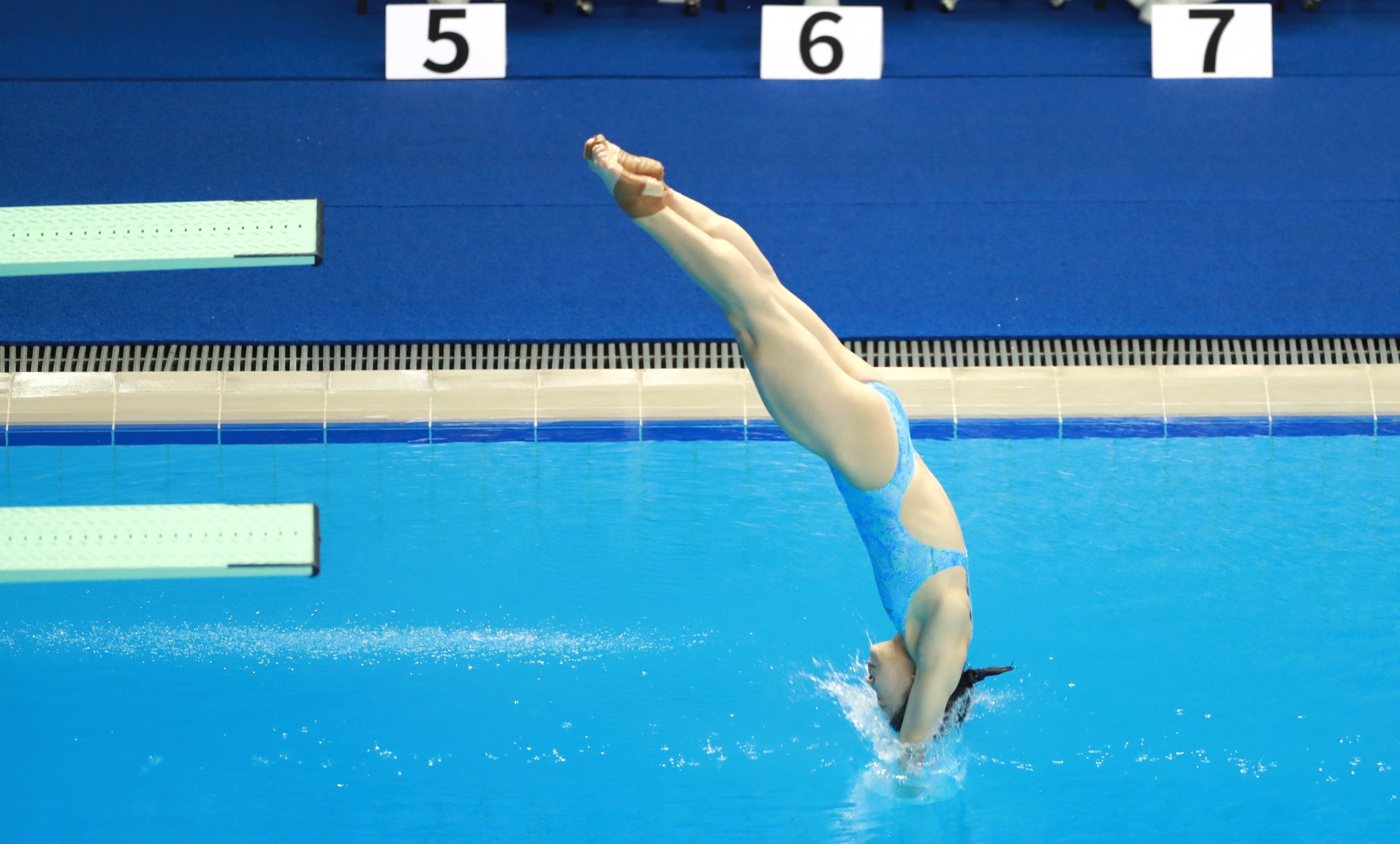 跳水——女子1米板:黄小惠夺冠