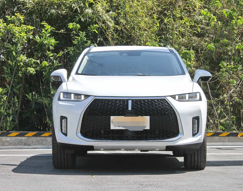 长城汽车-wey p8成功男士座驾!外表高端,懂车的都开过