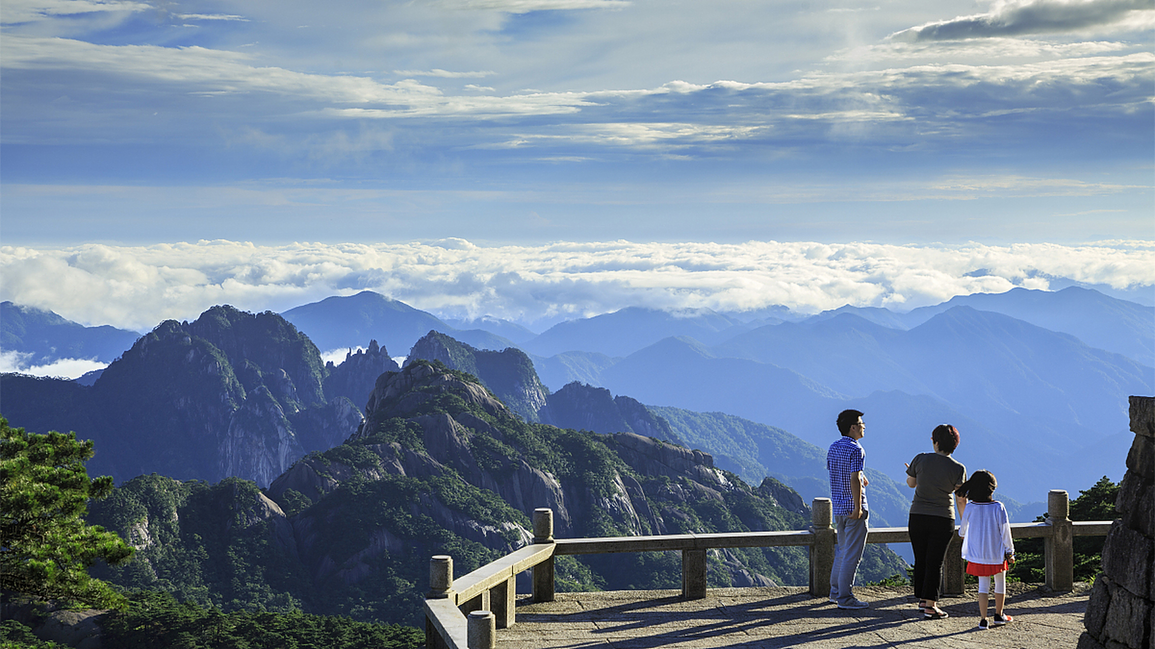 天海景区,是黄山风景区的重要组成部分,位于黄山南麓,海拔约1700米,是