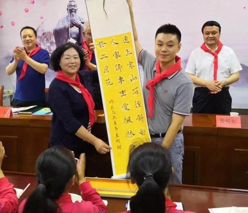 今天发布视频,谈少年姜太公许银川直播收费事件