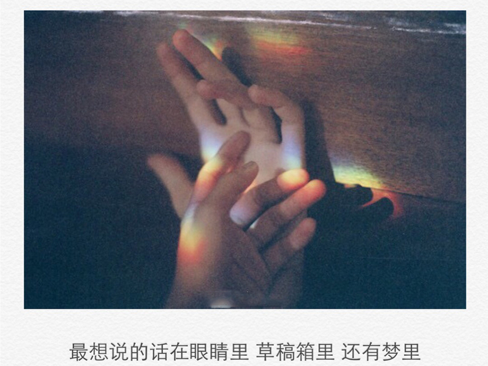 作为女生,对付狮子座男生最受用的就是"温柔",小鸟依人的感觉,狮子座