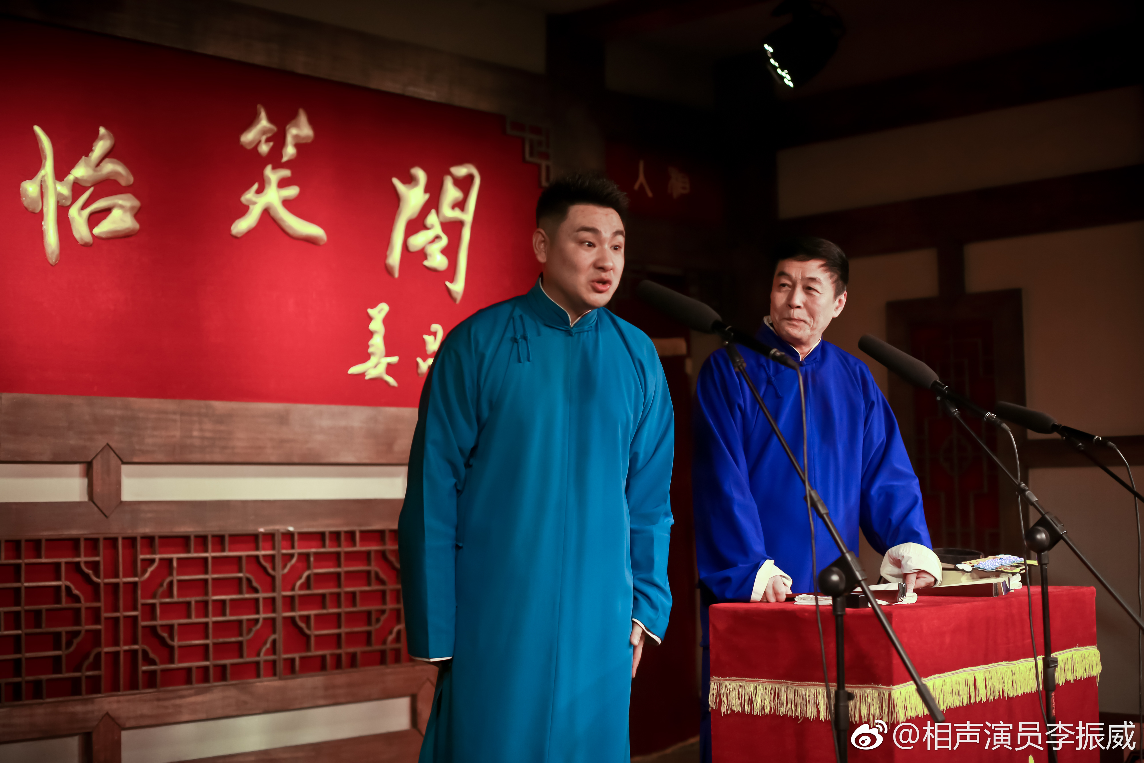 得益于《相声有新人》,李振威成功举办个人相声专场,人气爆棚