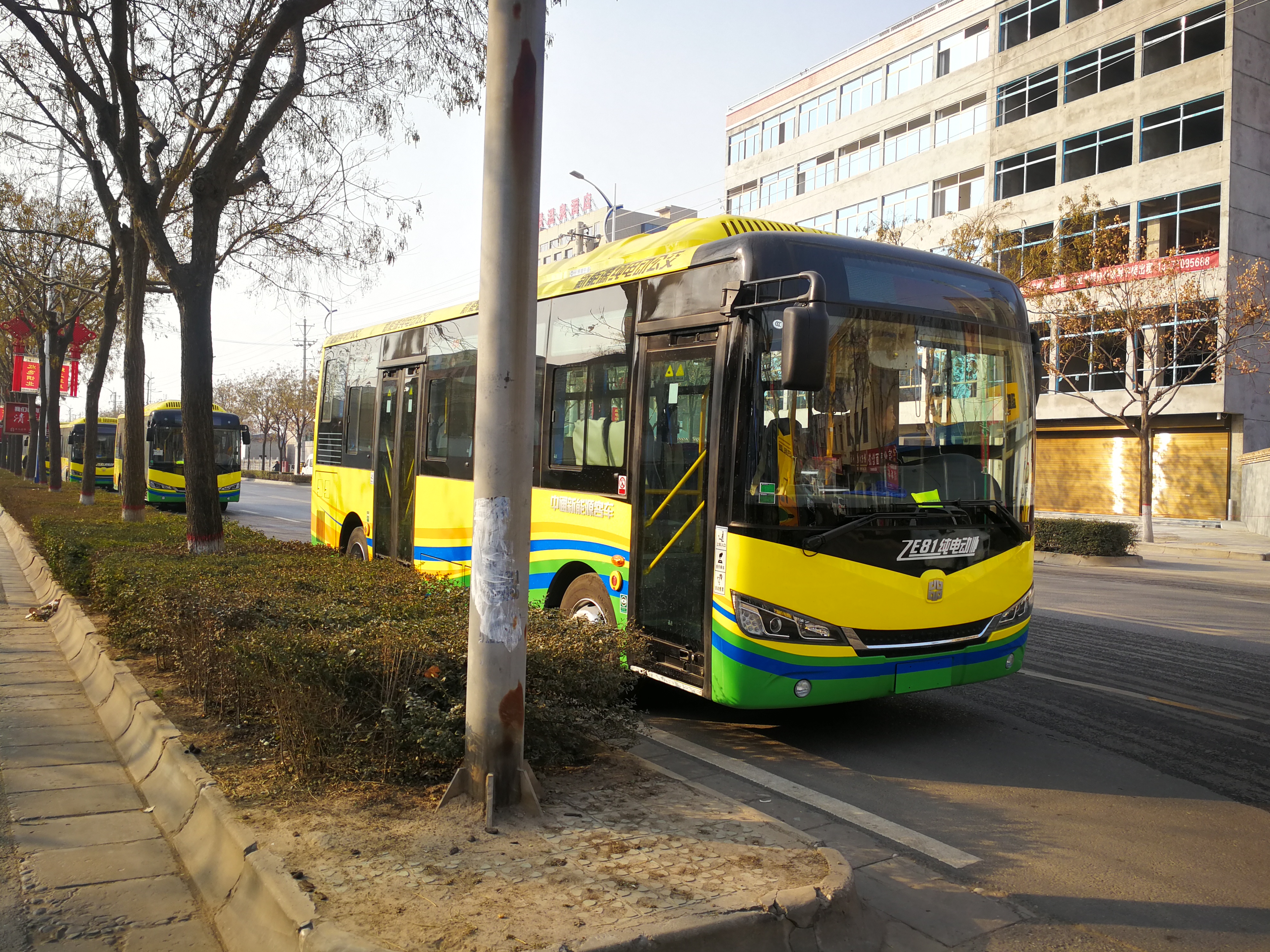 豐原公交公司調整線路,21輛新能源電動公交車亮相三原