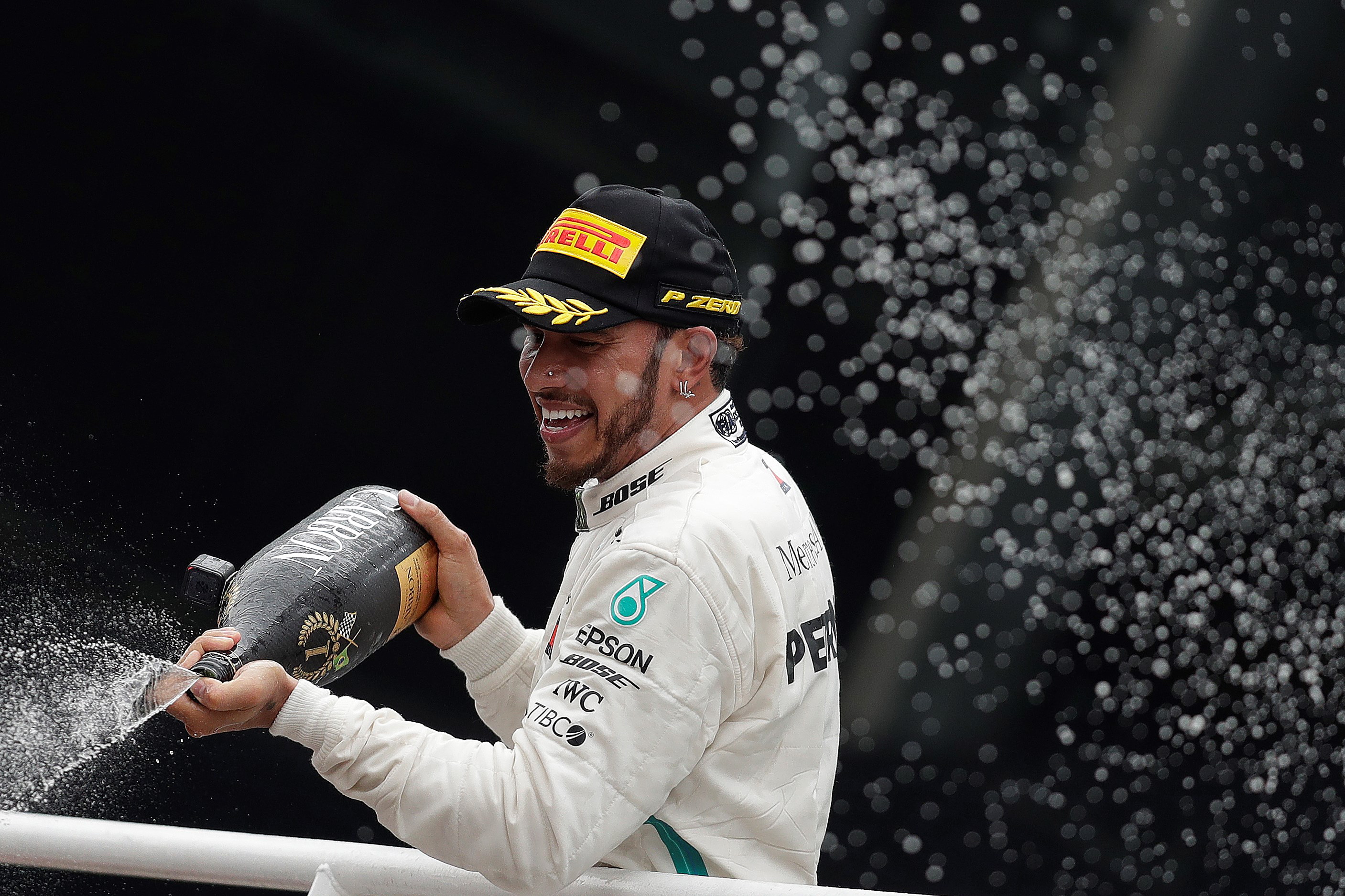 赛车——f1巴西大奖赛:汉密尔顿夺冠