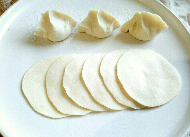 饭店里做的饺子鲜香,皮薄还不易破,为什么?大厨告诉你原因所在