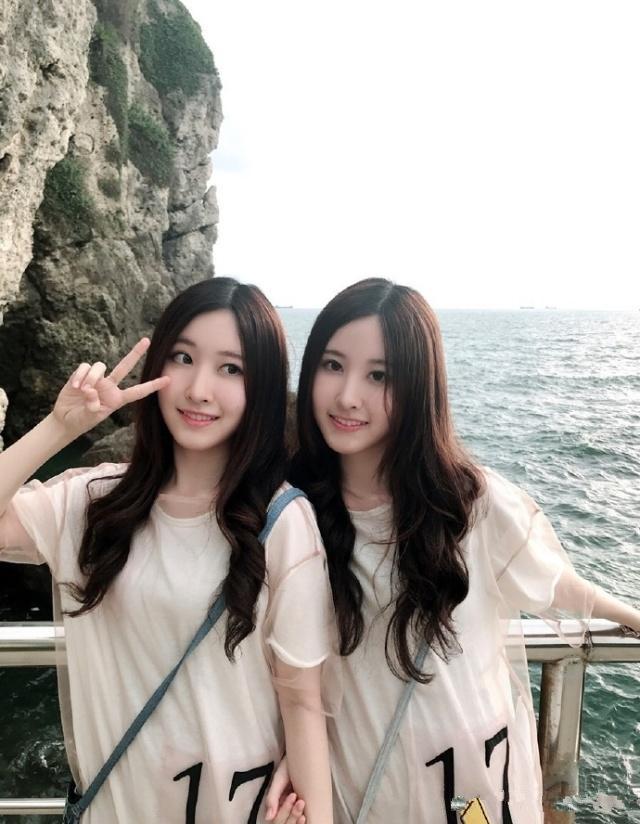 台湾双胞胎姐妹组合图片