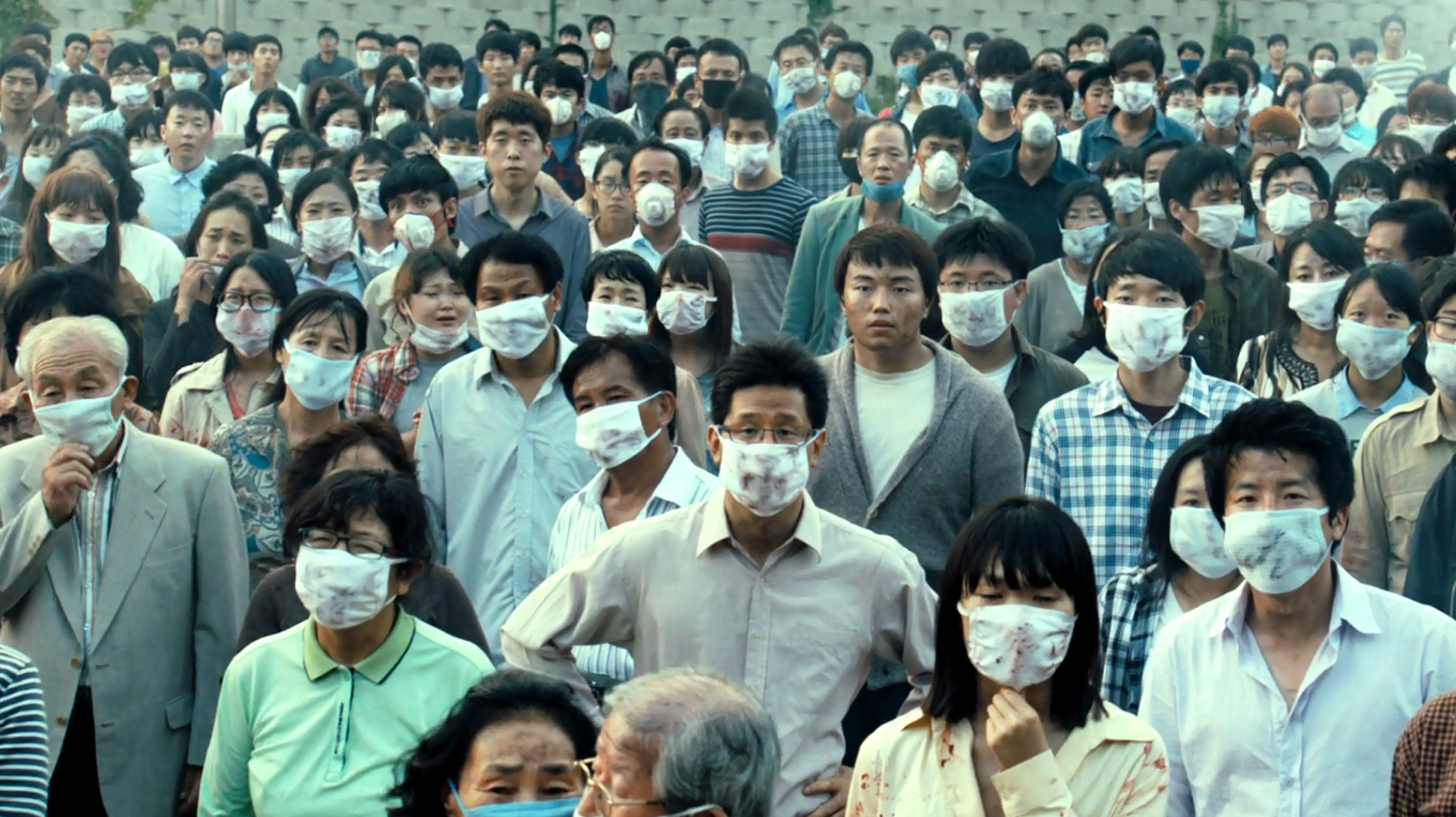 韩国灾难电影《流感》,病毒肆虐城市封锁隔离,展现人性的美与丑