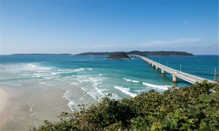 夏天去日本避暑,除冲绳之外,日本最美的5大海滩景点!