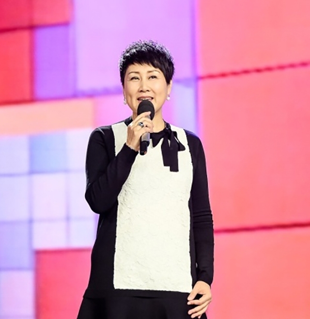 张可盈:我是张凯丽的女儿,张凯丽:做凯丽的女儿不丢人