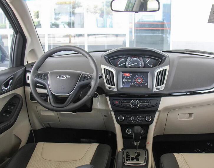 国产首选亲民汽车品牌——奇瑞汽车 艾瑞泽m7 内饰高清实拍