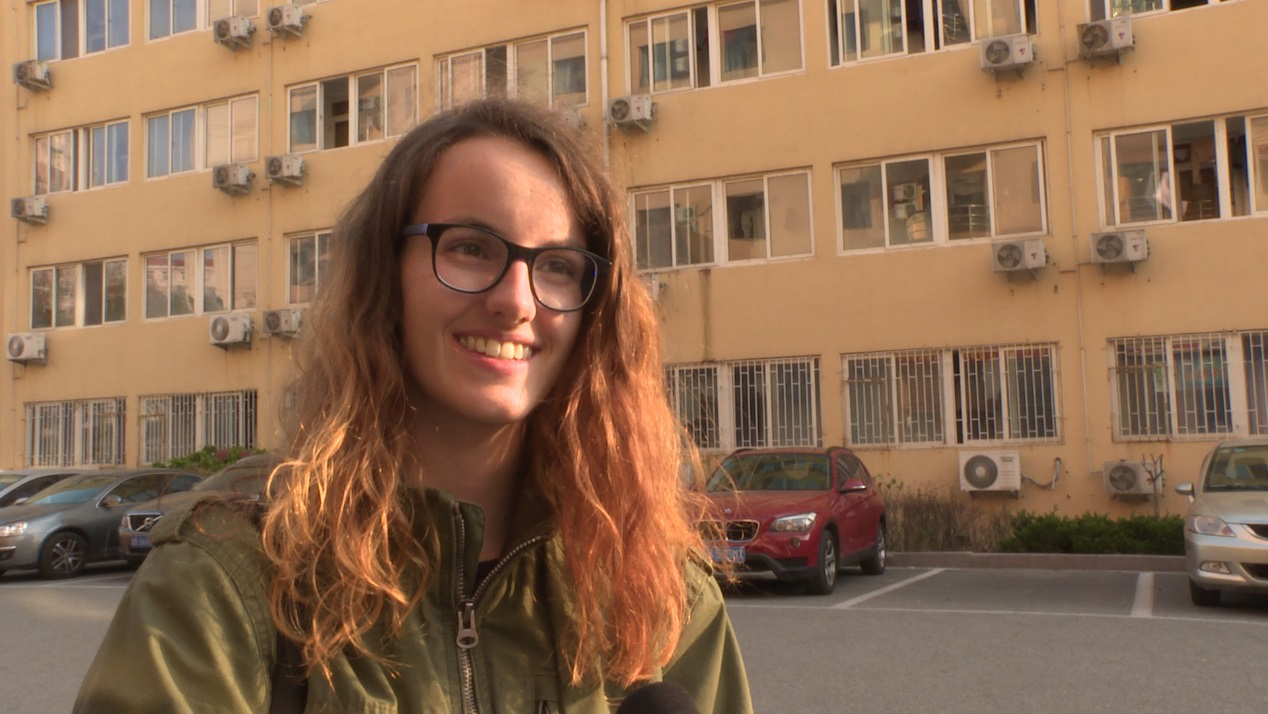 在青留学生双11攻略:荷兰美女建议找中国男朋友