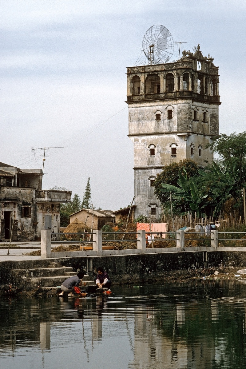 明朝时期,台山为(广东布政司)广州府的下辖县;清朝年间未变.