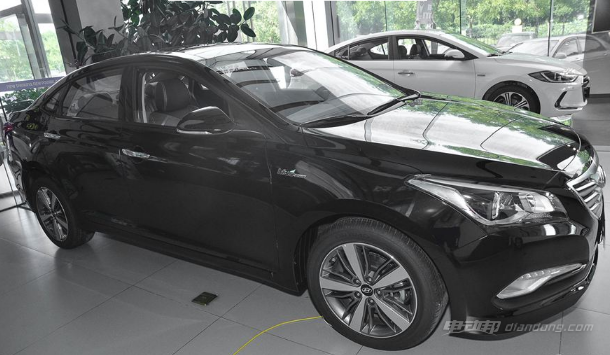 名图有独立悬挂吗?3款名图汽车车型图片