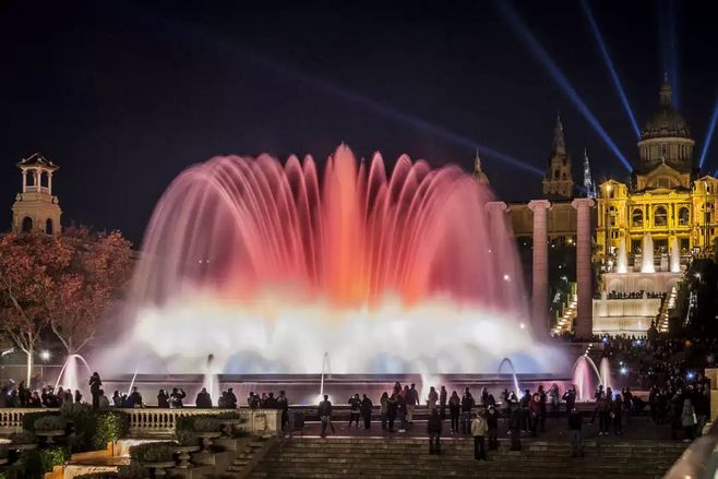 欧洲这几个旅游胜地,你去过吗?巴塞罗那魔法喷泉.