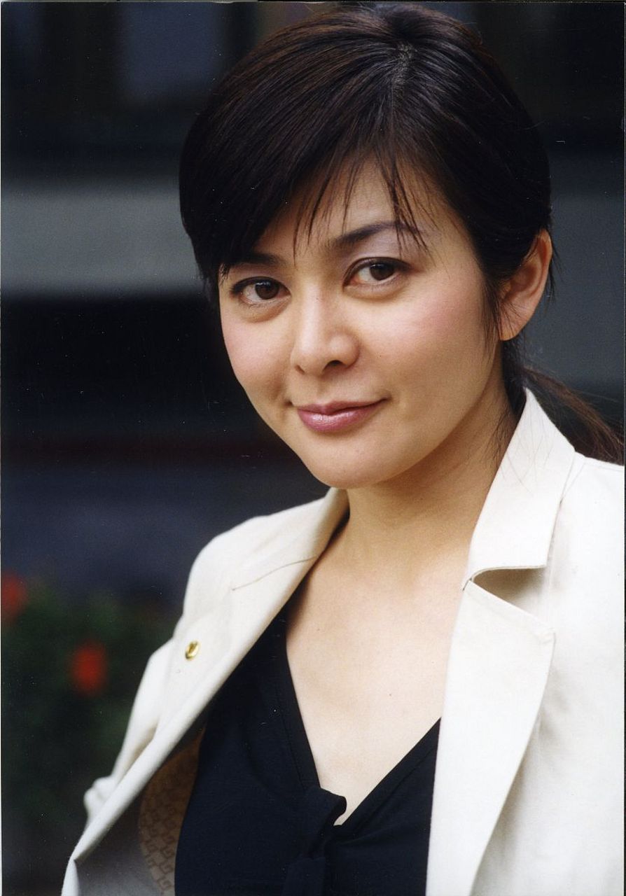 关之琳:香江第一美人,19岁结婚,20岁离婚,38年爱6个顶级富豪  关之琳