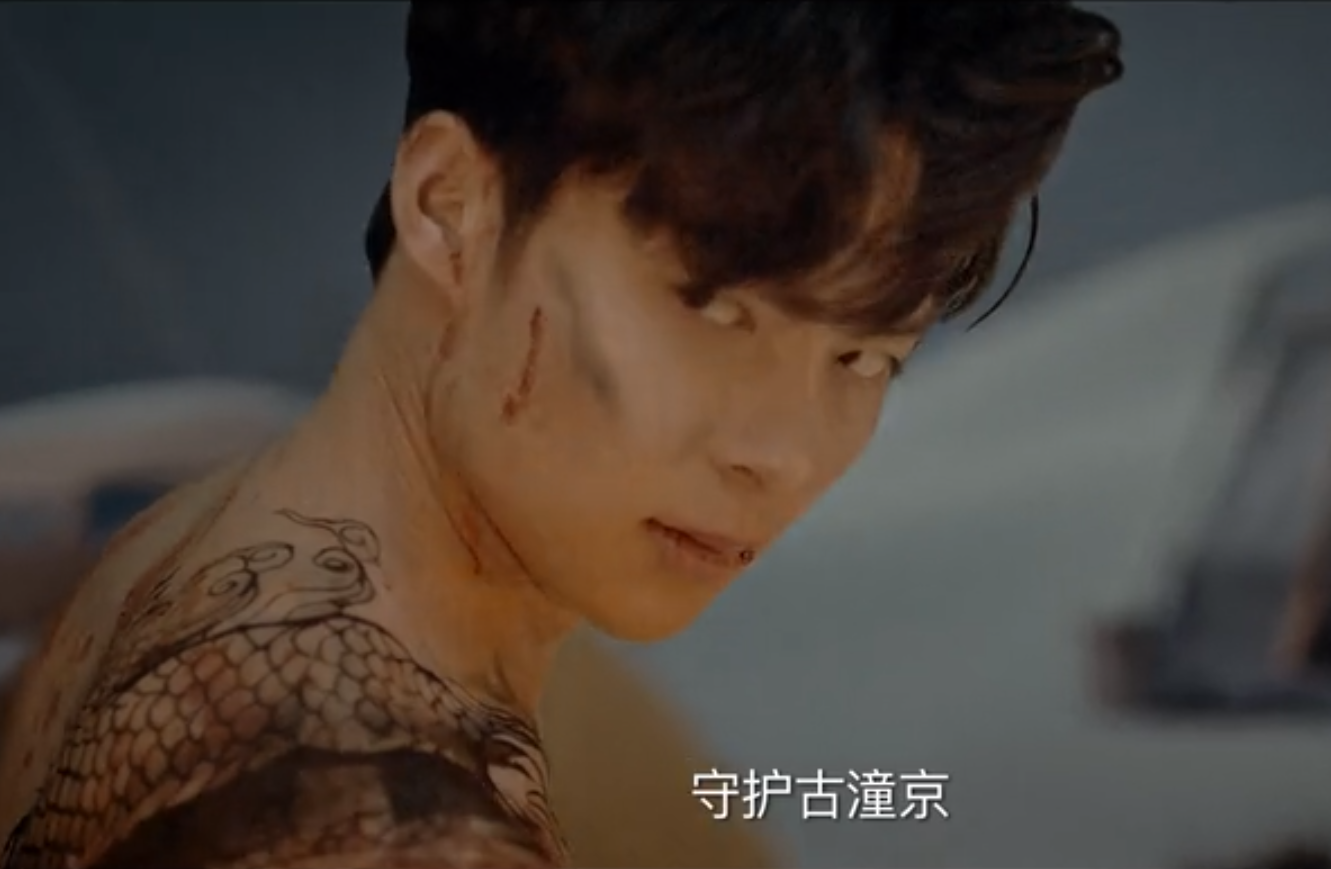 沙海:为何张副官比佛爷还长寿?原来答案就在两个人的纹身上