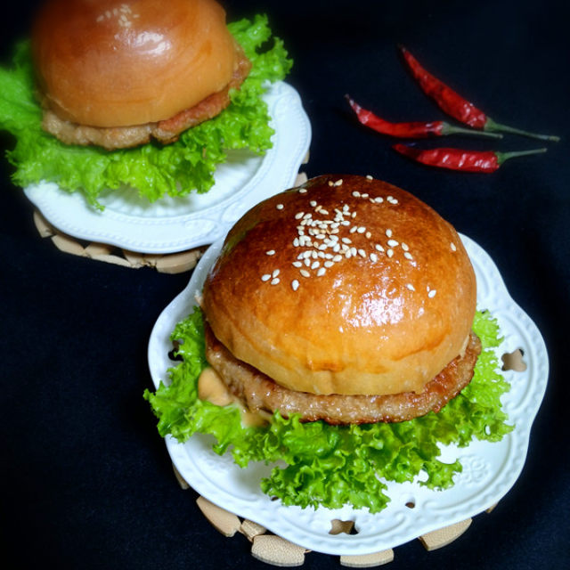 吃货满足了!这款意式红烩猪肉堡,一次让你吃个够