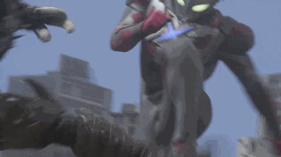 奥特曼中四大暴脾气怪兽 蛾超兽:我一生气就撕烂队员