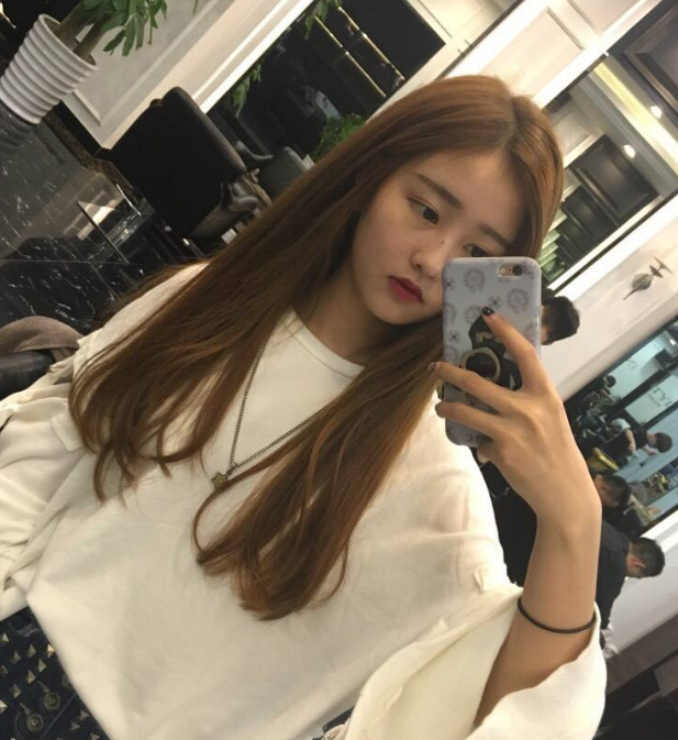 炫迈妹儿:眉目如画,一笑千金,香草美人!