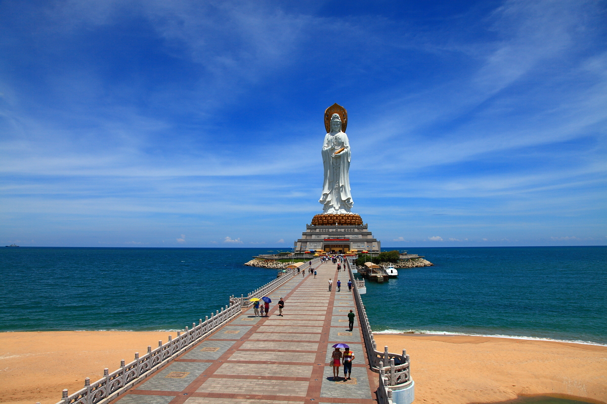 这里号称是中国的浪漫之都,更是有着号称"天下第一湾"的称号!