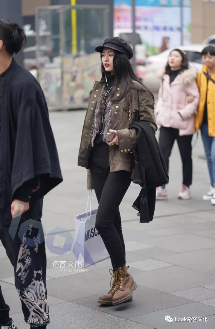 路客街拍(五零一)