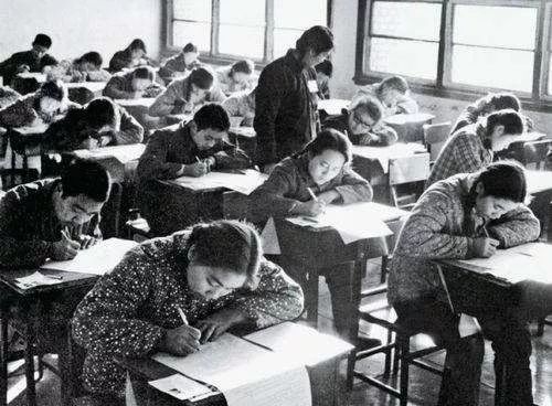壮丽70年,新中国的第一|第一次全国扫盲和统一高考
