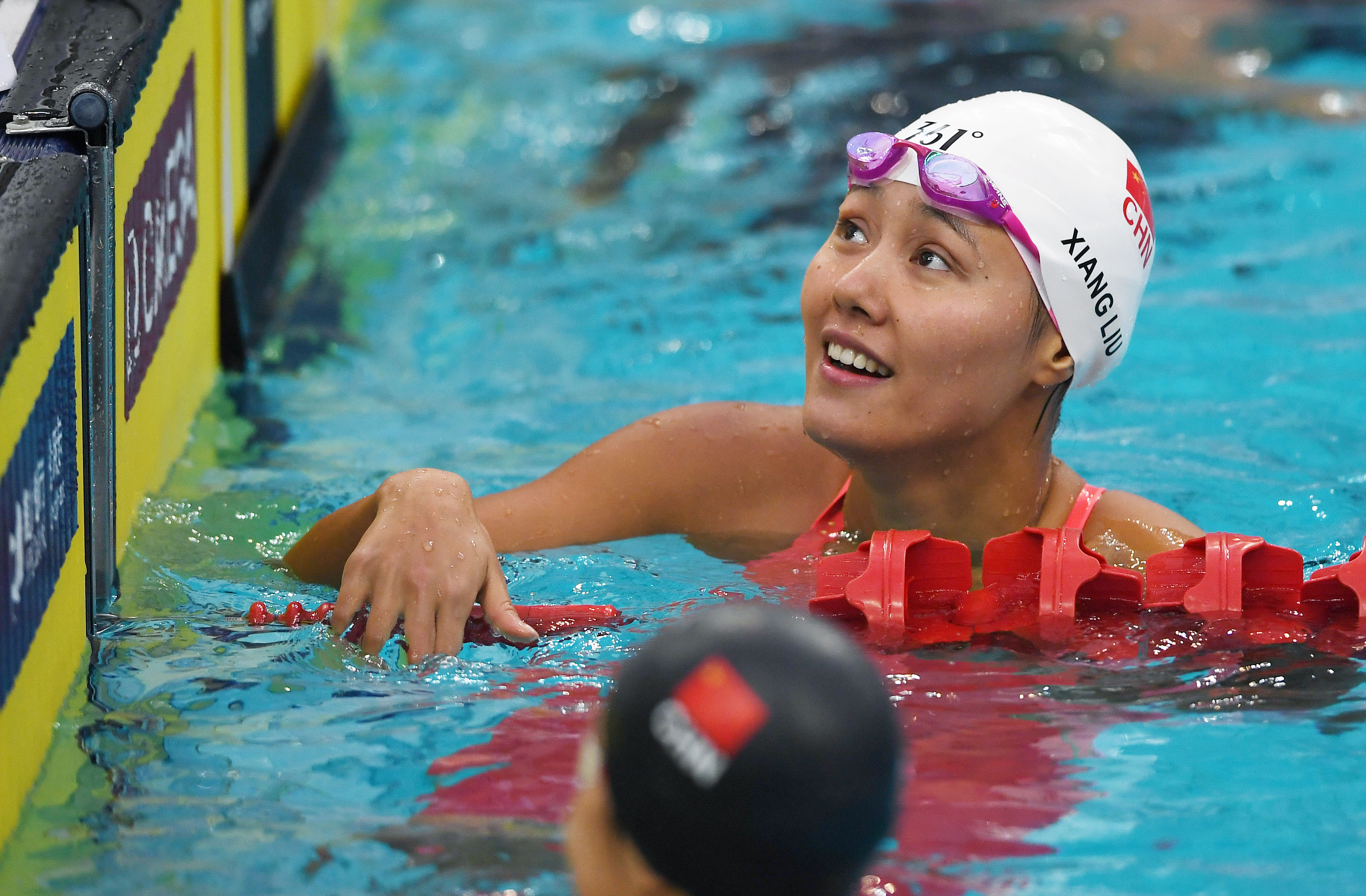 游泳——短池世界杯北京站:刘湘晋级50米仰泳决赛