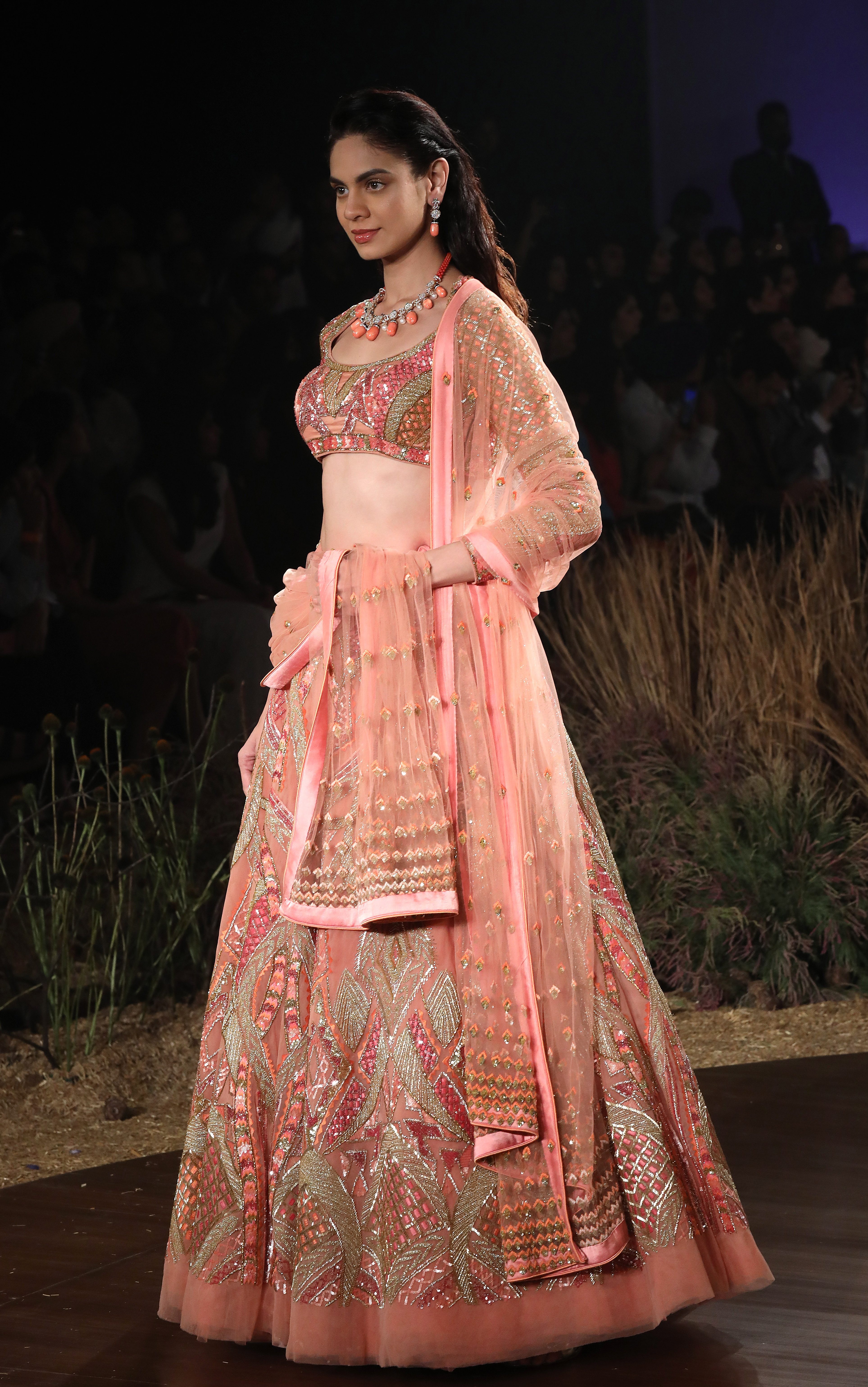 2019印度时装周——设计师莱努·坦东时装秀