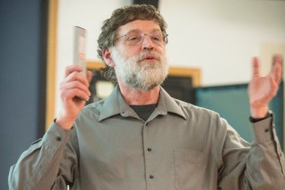 今天给大家介绍一个新传理论:媒介情境论