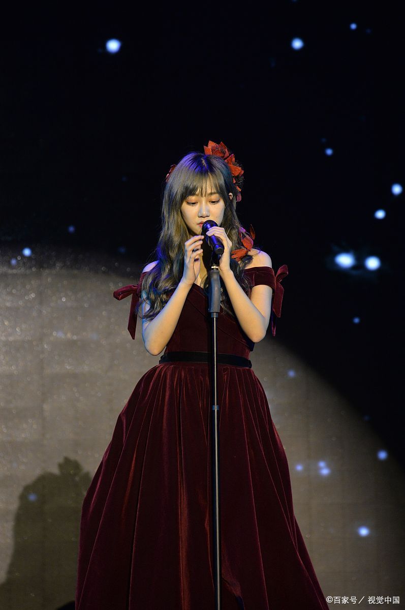 snh48前成员冯薪朵被丝芭传媒申请限制消费,团粉:活该