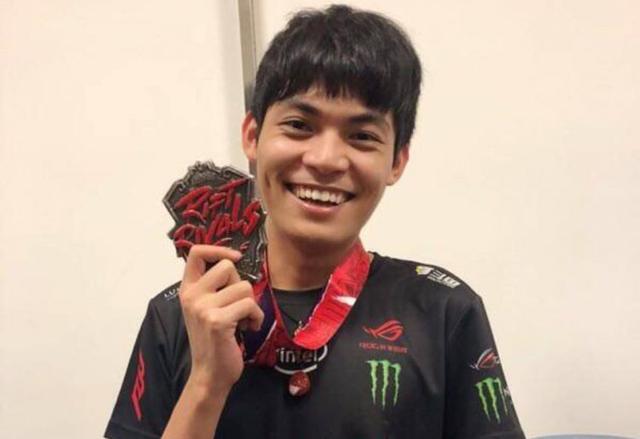 mouse发长文休息或退役?网友:以后再也不能刷光之单杀了