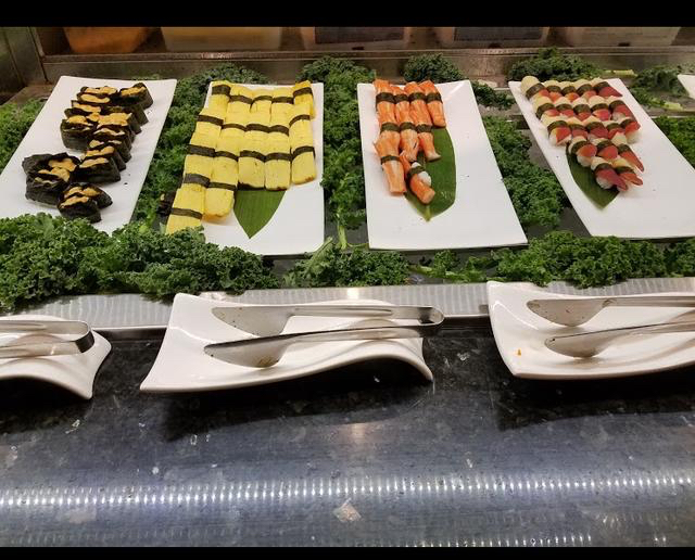 "最实惠"自助餐店150样菜品1人只需15美元,网友:在哪?我要吃