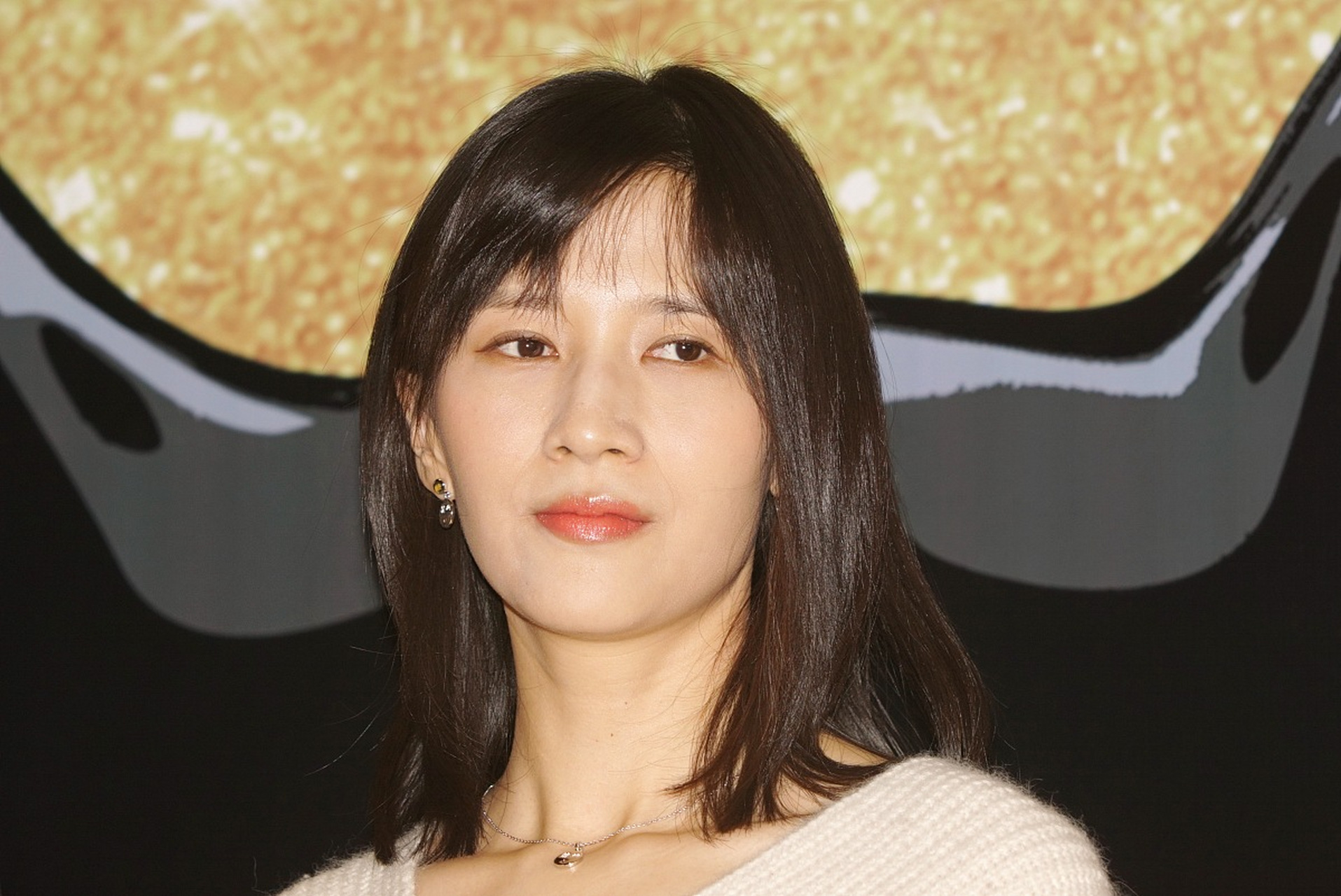 papi酱用幽默的语言,谈到了自己小时候对父母的误解,以及如何化解