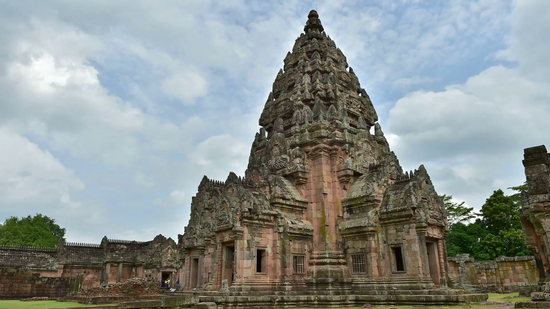 印度教的祭祖之地prasat sikhoraphum