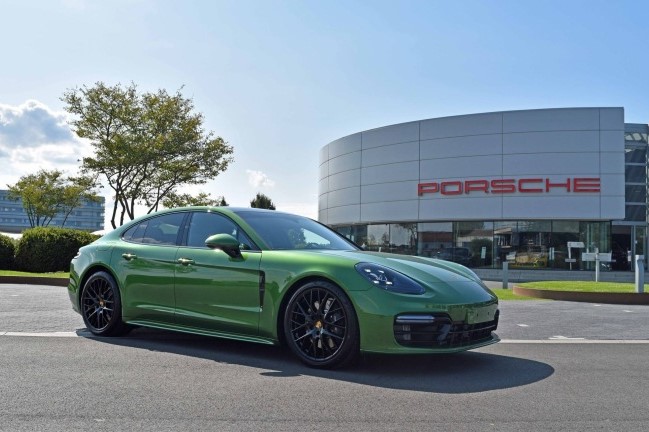 保时捷新帕拉梅拉,英国人最喜欢的曼巴绿