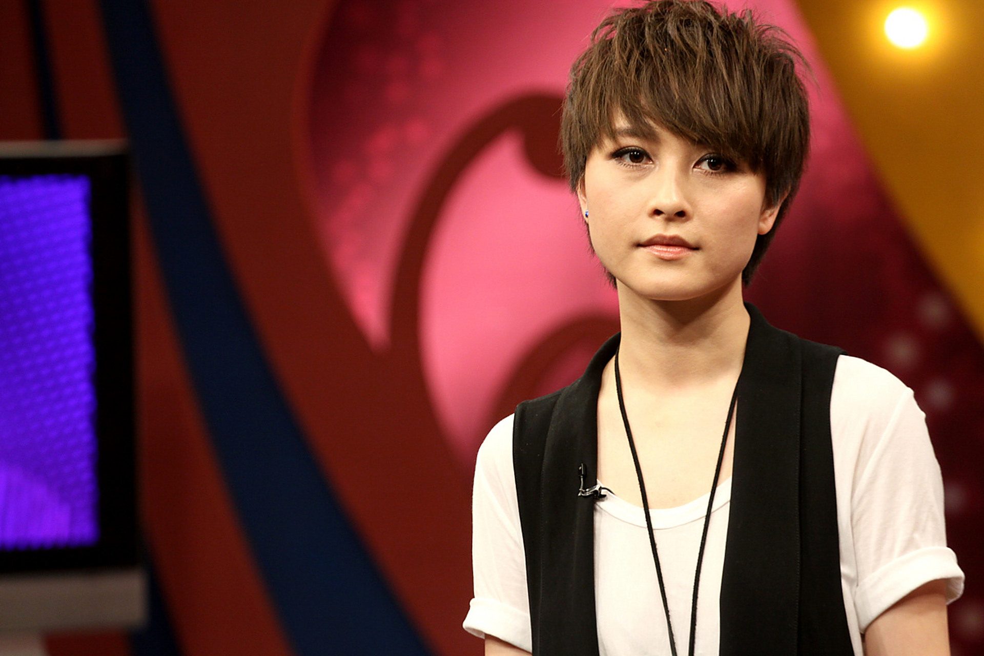 歌手张芸京和js组合,引发了热议!