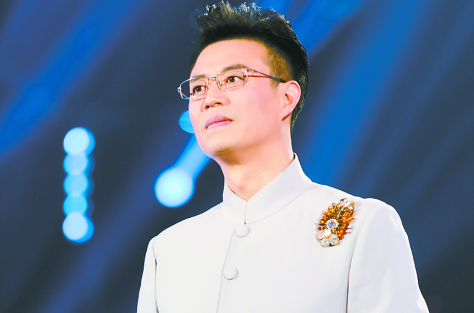 央视前著名戏曲主持人白燕升最近在干啥?为这件事他尝尽人间冷暖