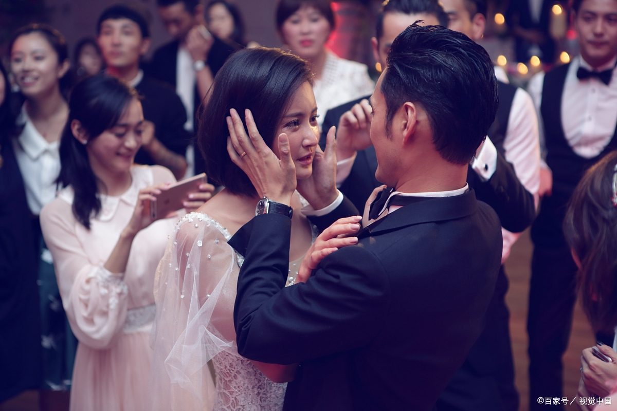 "剩男"胡歌,"剩女"陈乔恩,最后都做了选择,这说明了什么